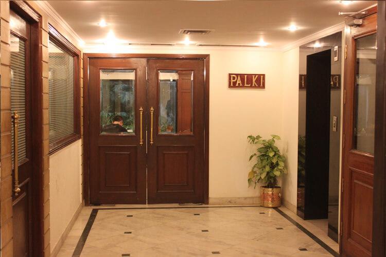 Hotel Vaibhav Varanasi Exteriör bild